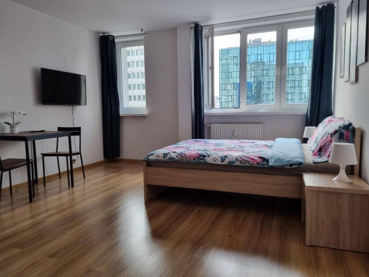 Strict Center, Wifi, Next To Railway Station, Zlote Tarasy, Pkin, Scisle Centrum Appartement Warschau